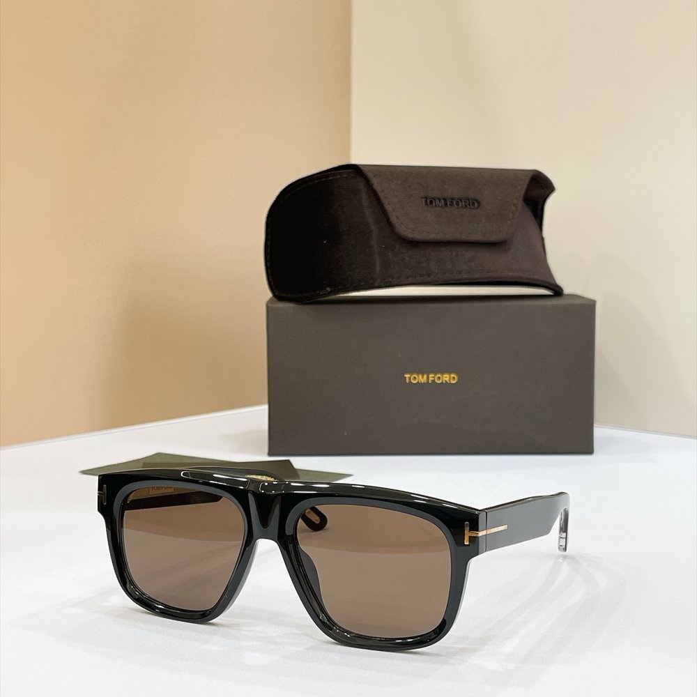 TOM FORD 선글라스 멀티컬러 001-282372