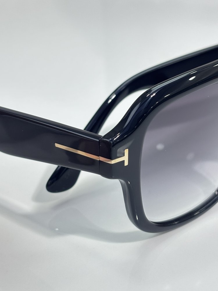 TOM FORD 톰포드 선글라스 001-282375