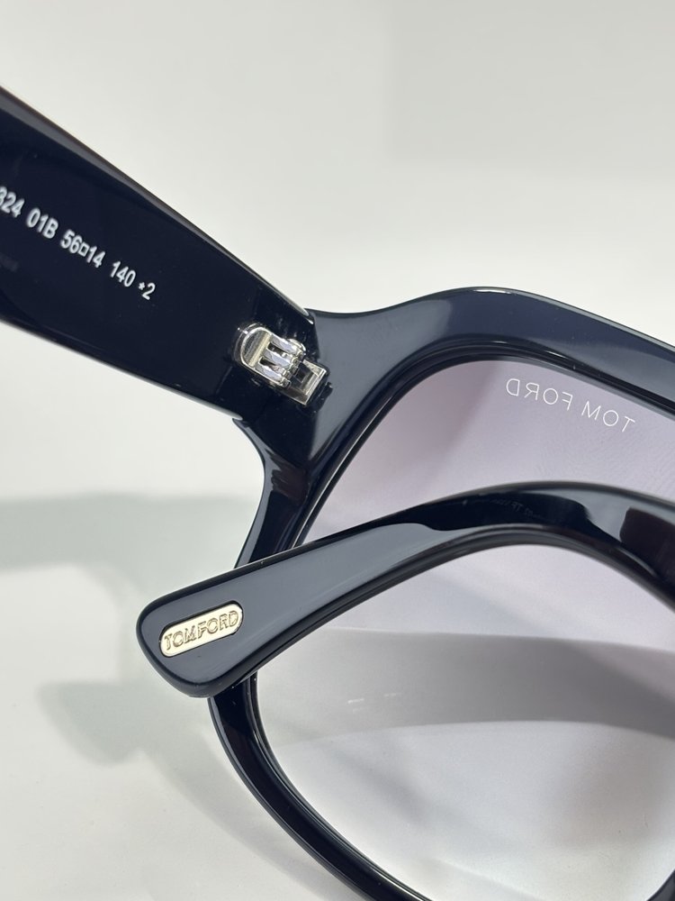 TOM FORD 톰포드 선글라스 001-282375