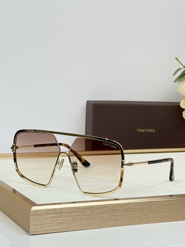 TOM FORD 클래식 선글라스 001-282383
