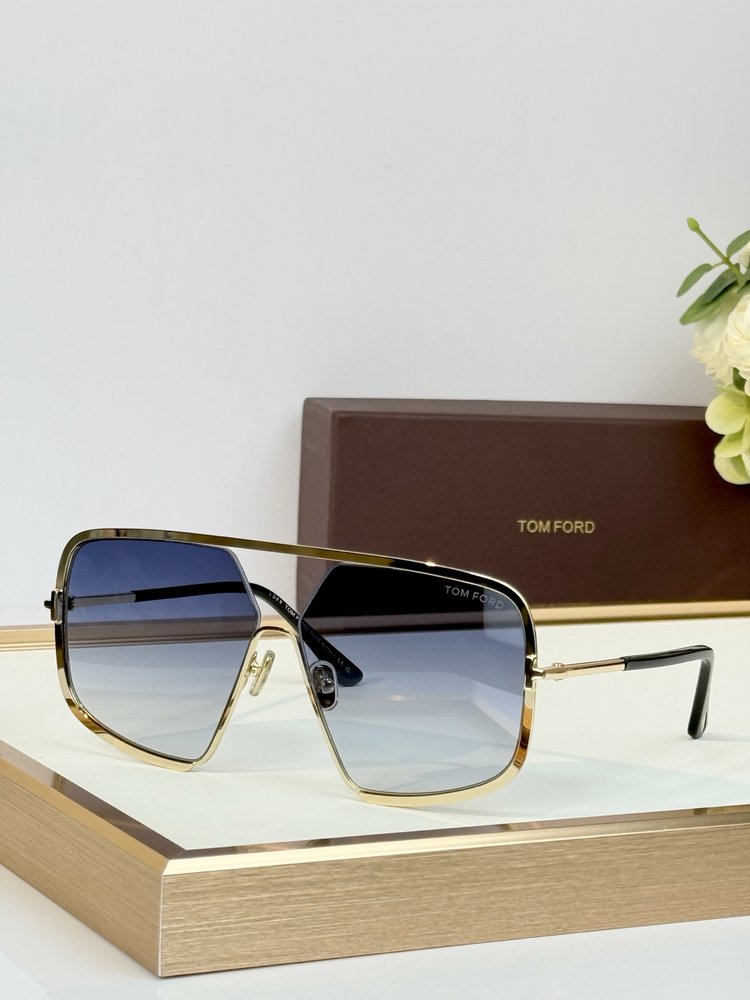 TOM FORD 클래식 선글라스 001-282383