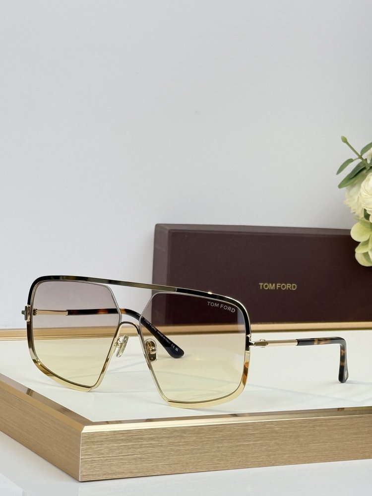 TOM FORD 클래식 선글라스 001-282383