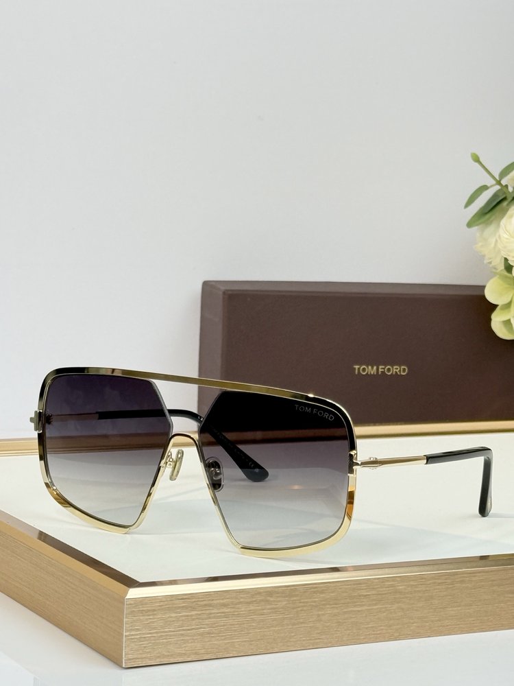 TOM FORD 클래식 선글라스 001-282383