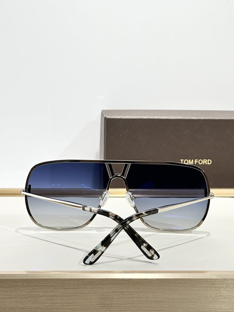 TOM FORD 톰포드 선글라스 001-282392