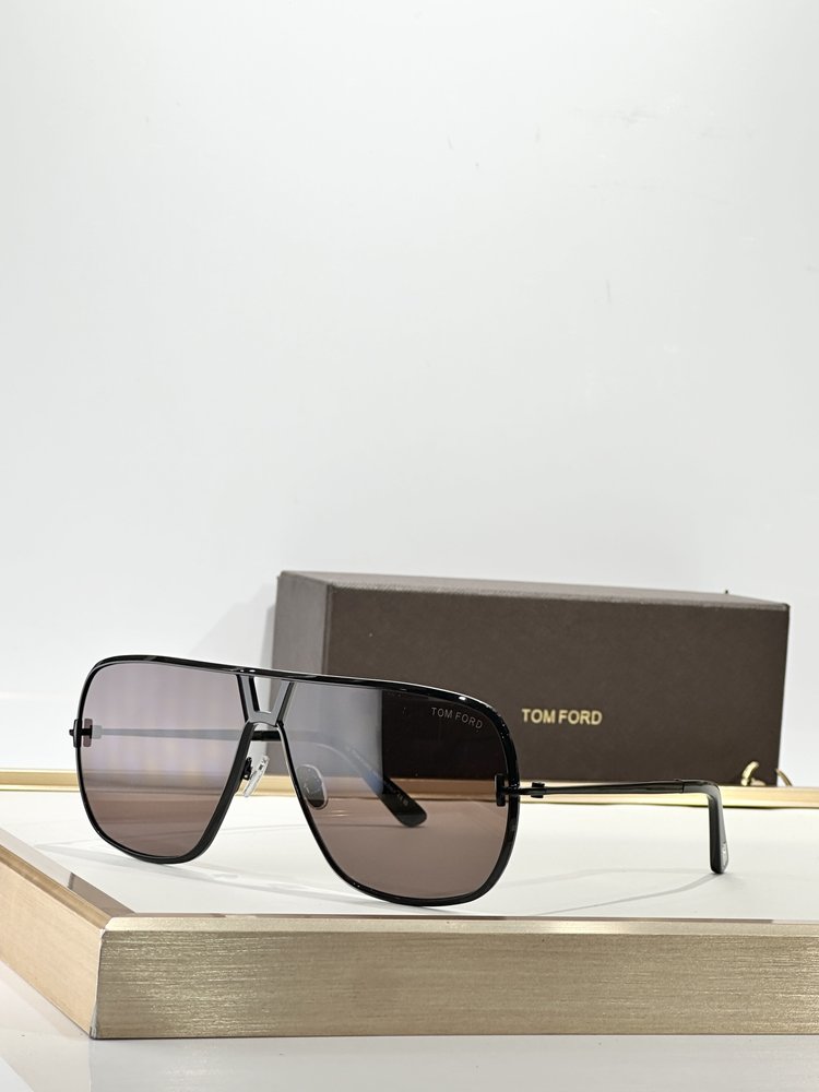 TOM FORD 톰포드 선글라스 001-282392