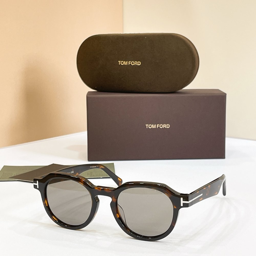 TOM FORD 선글라스 멀티컬러 001-282394
