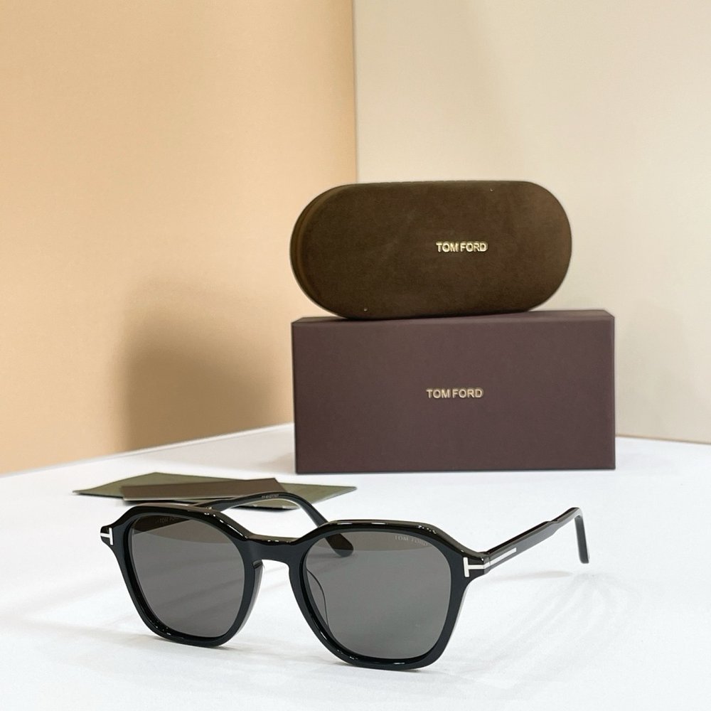 TOM FORD 톰포드 선글라스 001-282398