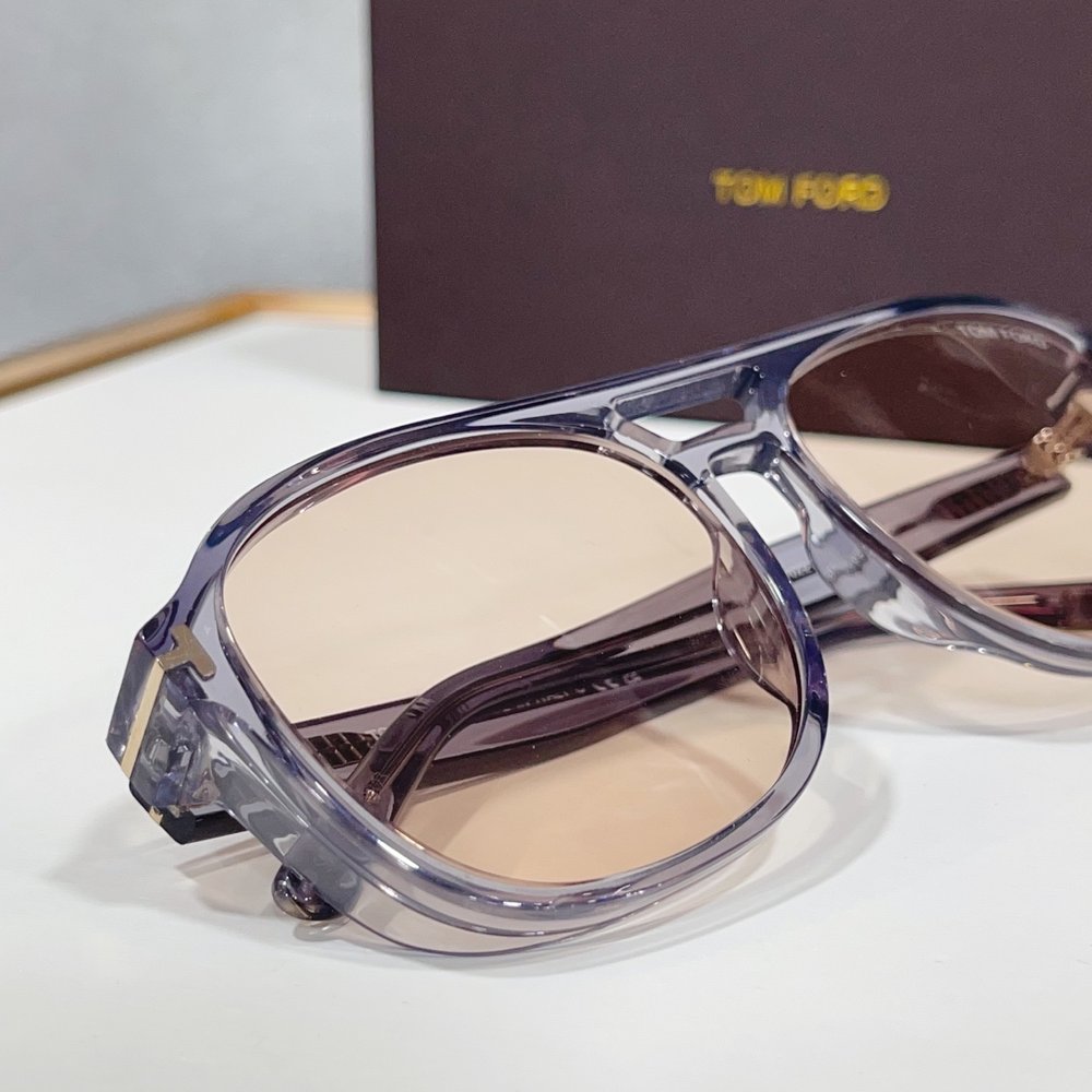 TOM FORD 맞춤 아세테이트 선글라스 001-282400