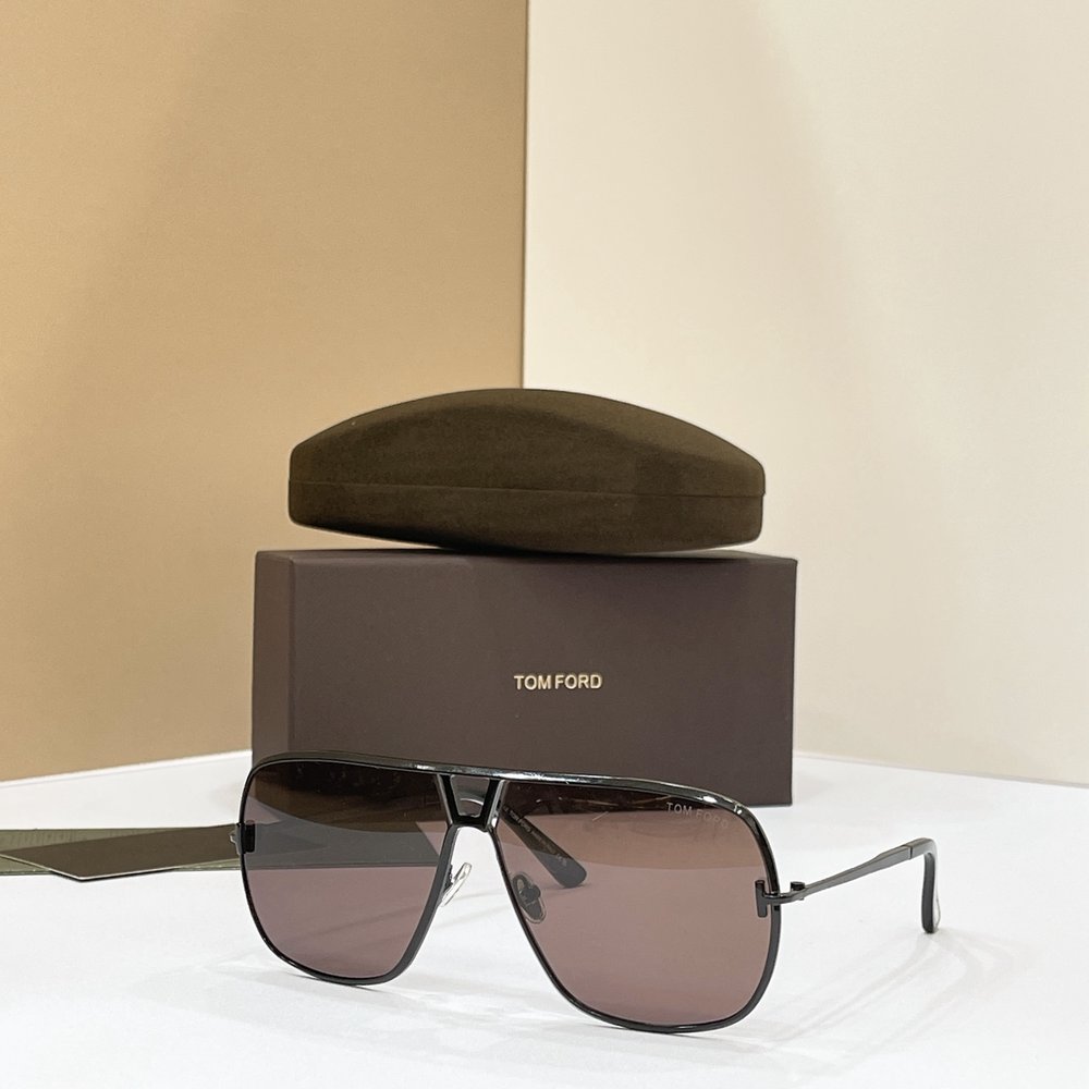 TOM FORD 선글라스 001-282401
