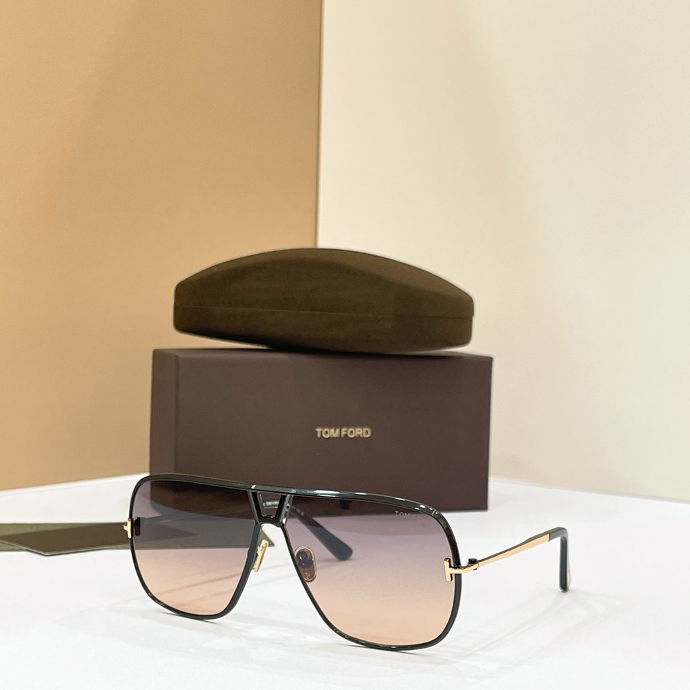 TOM FORD 선글라스 001-282401