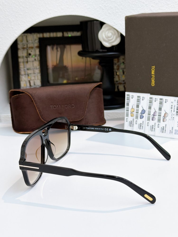TOM FORD 고급 맞춤판 선글라스 001-282403