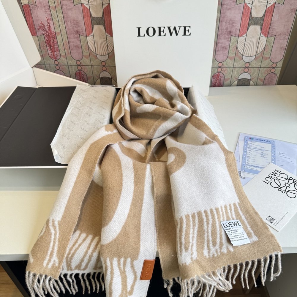 LOEWE 로고 스카프 001-282453