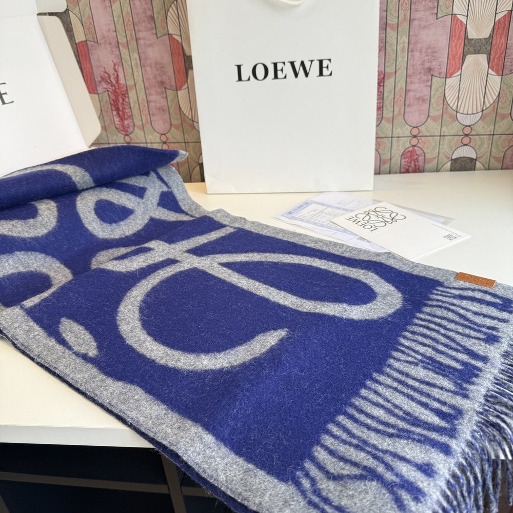 LOEWE 로고 스카프 001-282453