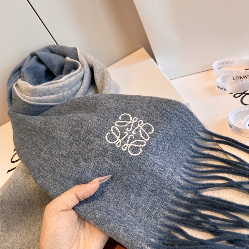 LOEWE 양면 컬러 캐시미어 머플러 001-282454