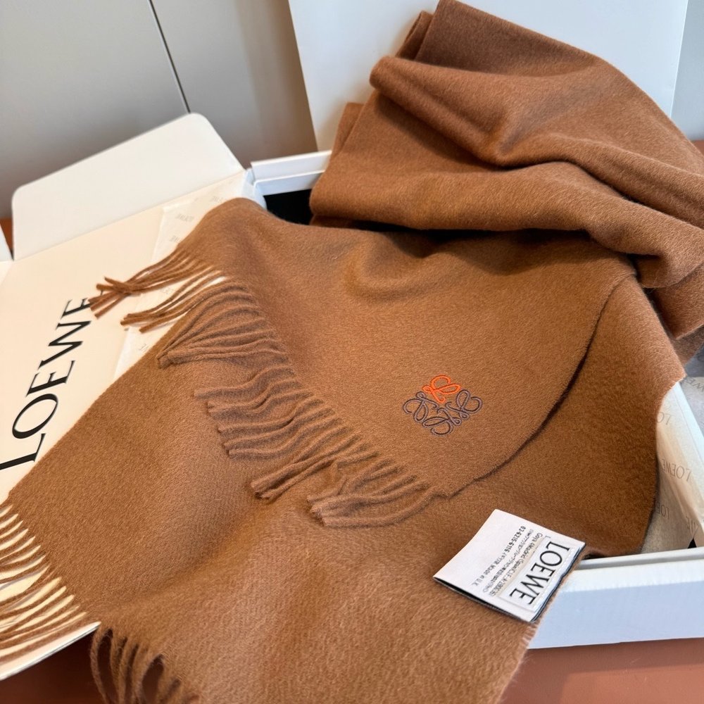 LOEWE 로에베 양모 머플러 001-282456