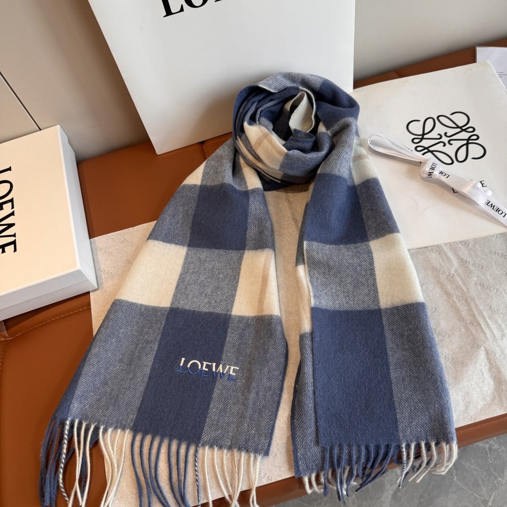 LOEWE 양면 자수 로고 캐시미어 머플러 001-282457