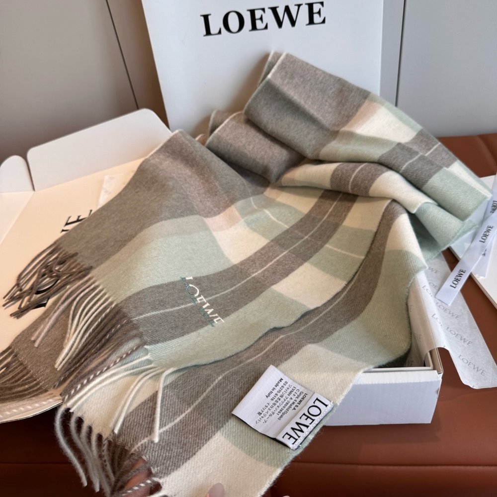 LOEWE 양면 자수 로고 캐시미어 머플러 001-282457