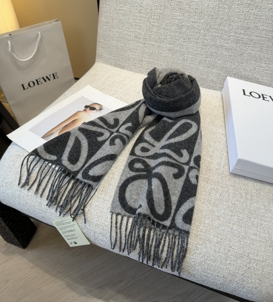 LOEWE 양면 캐시미어 머플러 001-282459