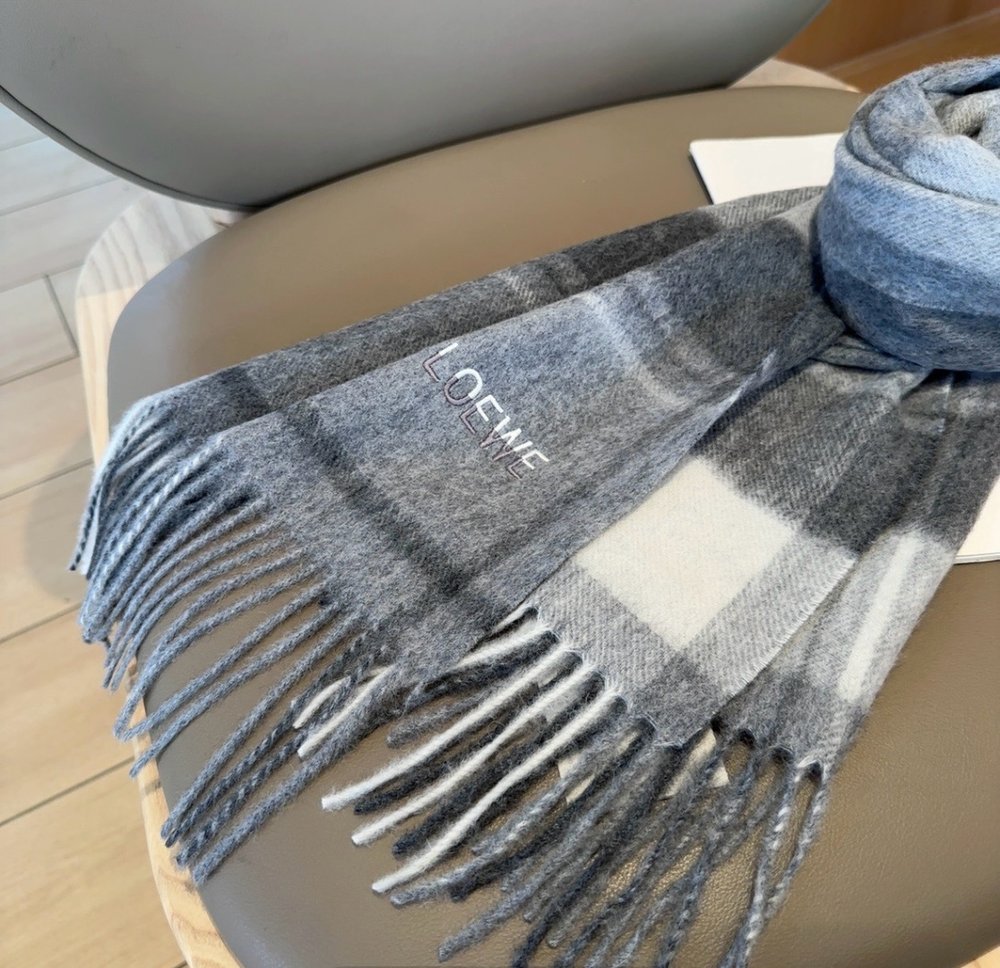 LOEWE 로에웨 양면 머플러 001-282460