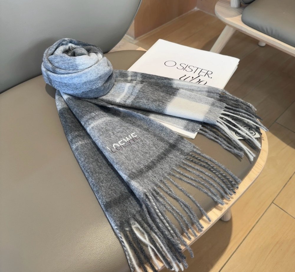 LOEWE 로에웨 양면 머플러 001-282460