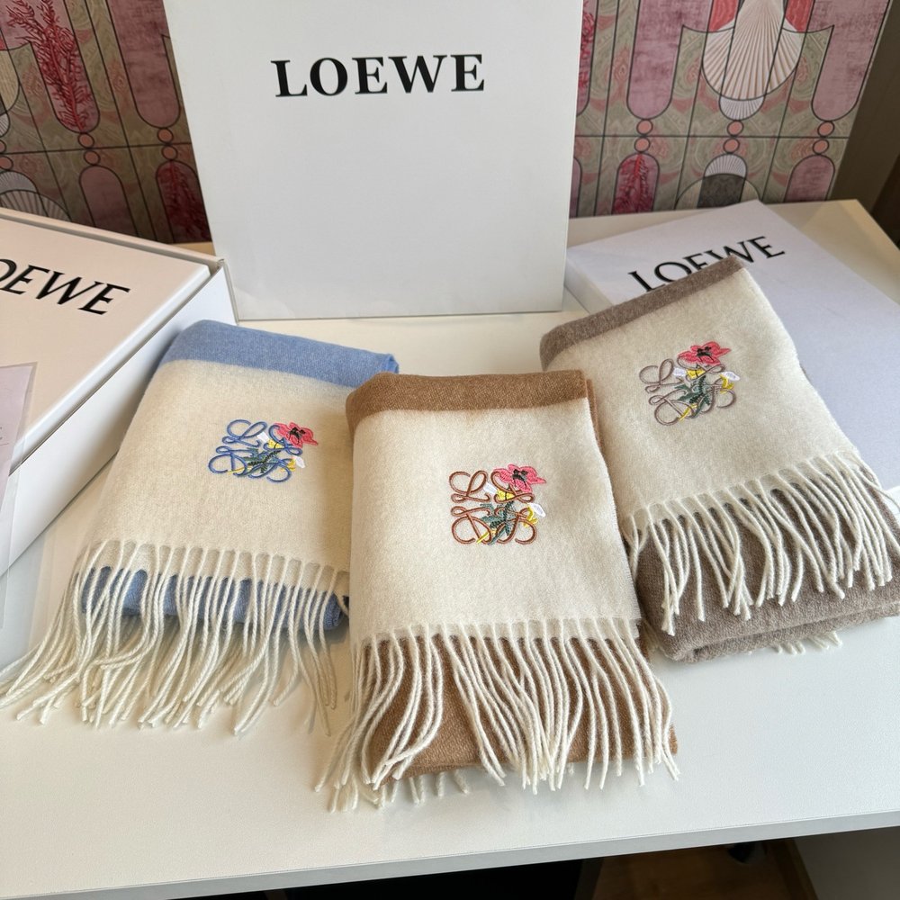 LOEWE 로에베 캐시미어 새와 꽃 자수 숄 001-282466