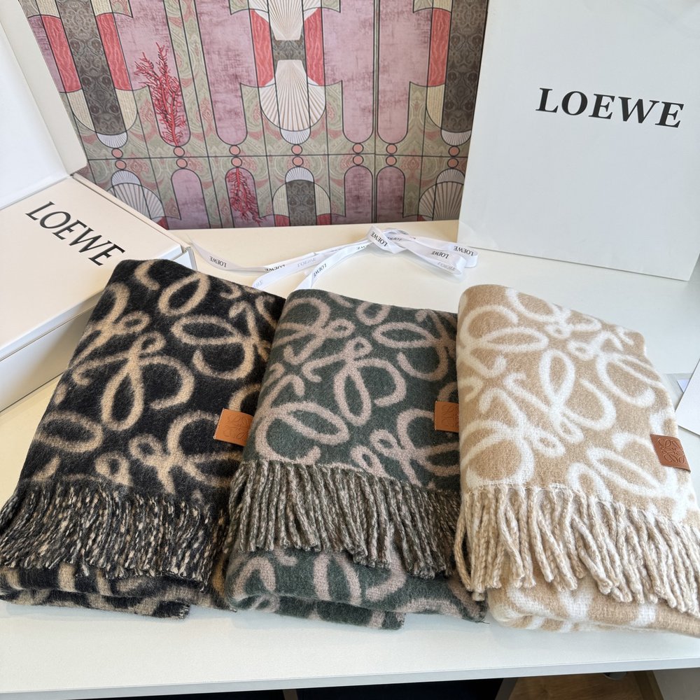 LOEWE 로고 스트라이프 롱 머플러 (쇼윈도 커스텀) 001-282472