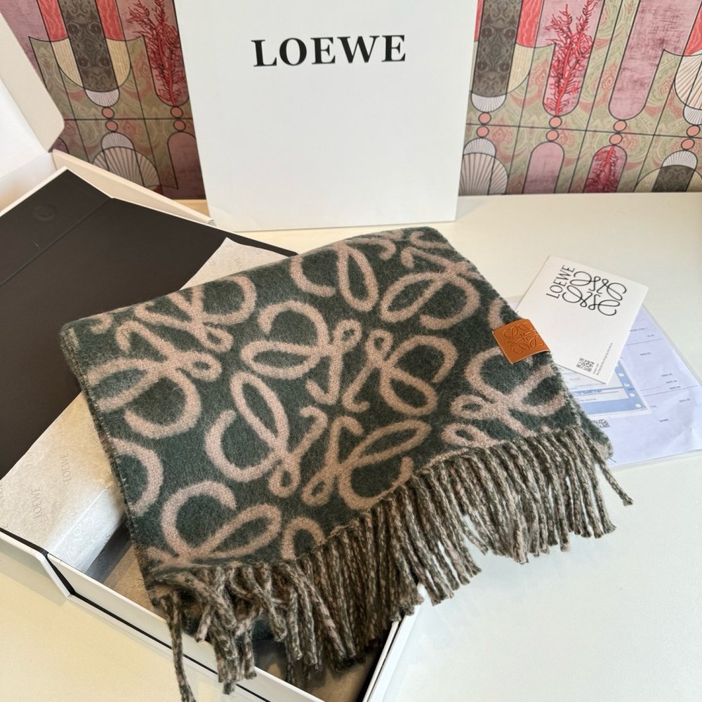 LOEWE 로고 스트라이프 롱 머플러 (쇼윈도 커스텀) 001-282472