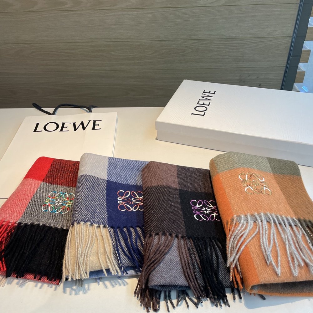 LOEWE 양면 컬러 캐시미어 스카프 001-282474