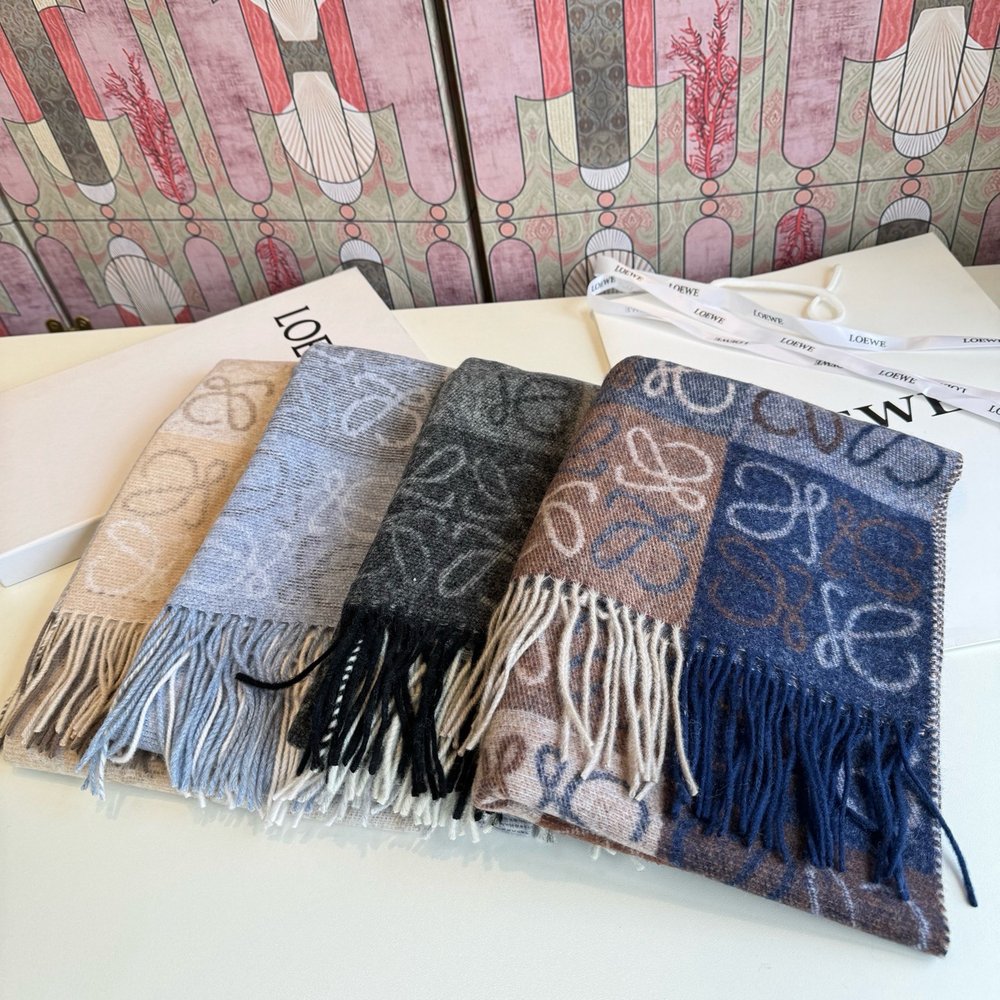 LOEWE LW 스트라이프 캐시미어 롱 스카프 001-282475