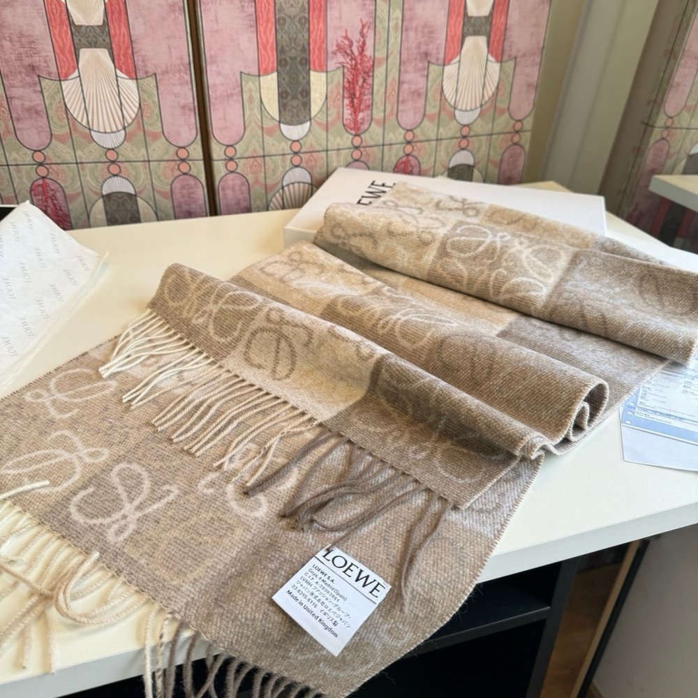 LOEWE LW 스트라이프 캐시미어 롱 스카프 001-282475