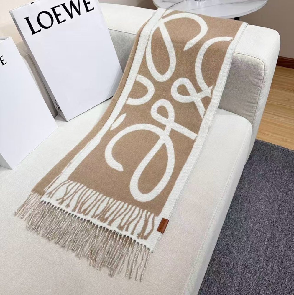 LOEWE 로에베 클래식 로고 스카프 001-282476
