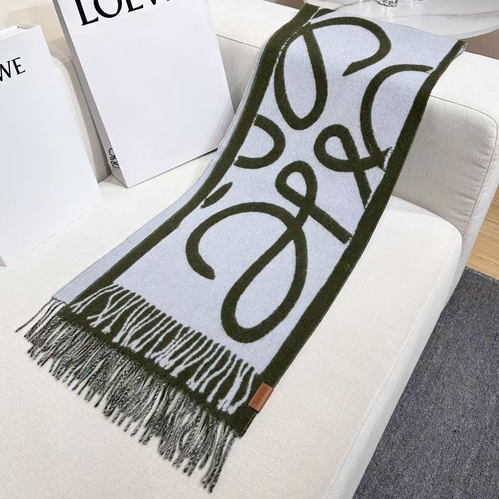LOEWE 로에베 클래식 로고 스카프 001-282476