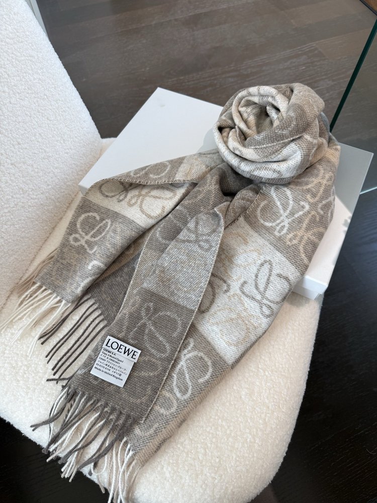 로에베 로고 머플러 001-282483