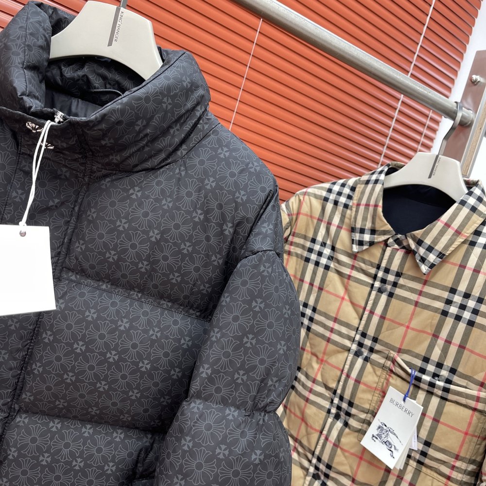 크롬하츠 다크 패턴 자카드 다운 점퍼 001-282871
