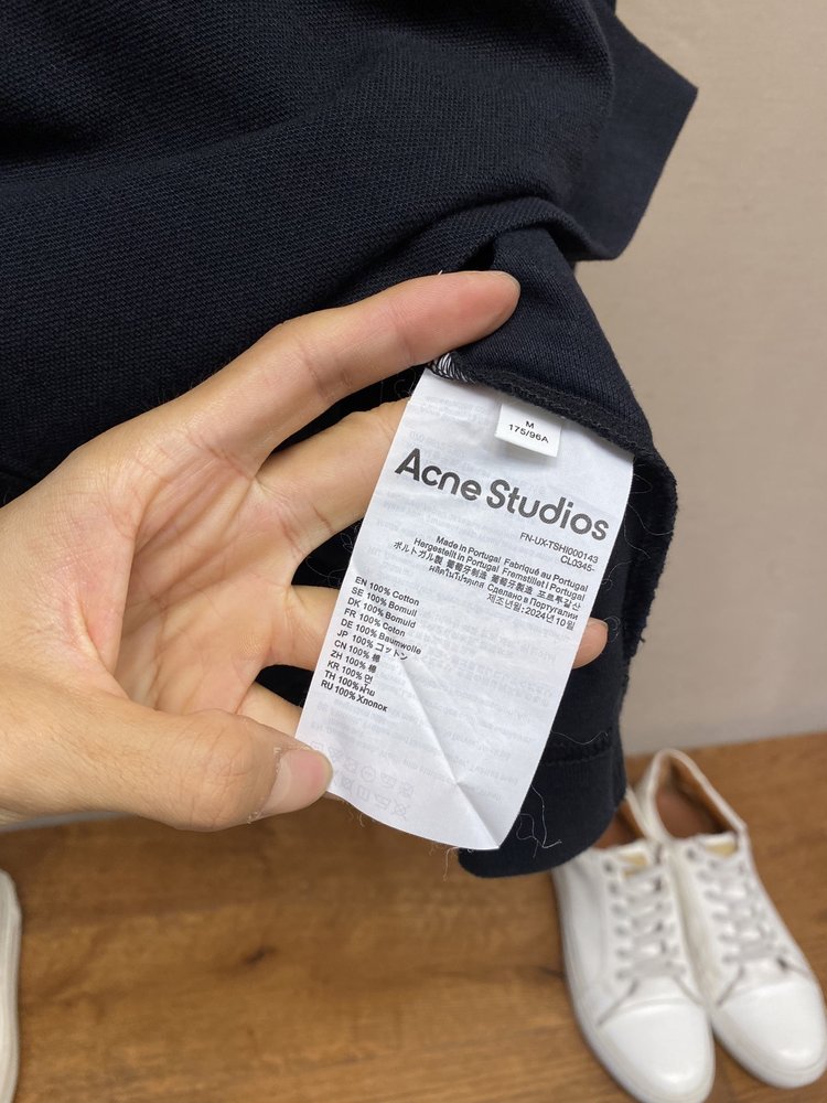 Acne Studios 3D 레터링 자수 라운드넥 스웨 001-282979