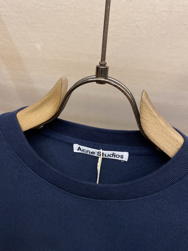 Acne Studios 입체 레터링 자수 크루넥 맨투맨 001-282980