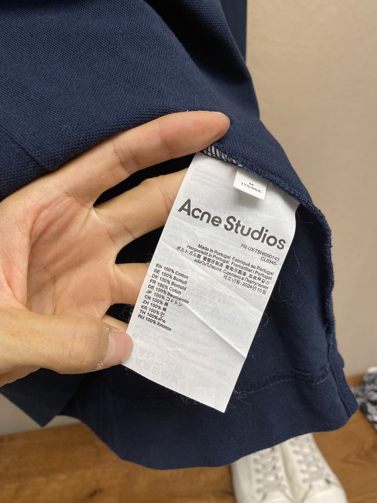 Acne Studios 입체 레터링 자수 크루넥 맨투맨 001-282980