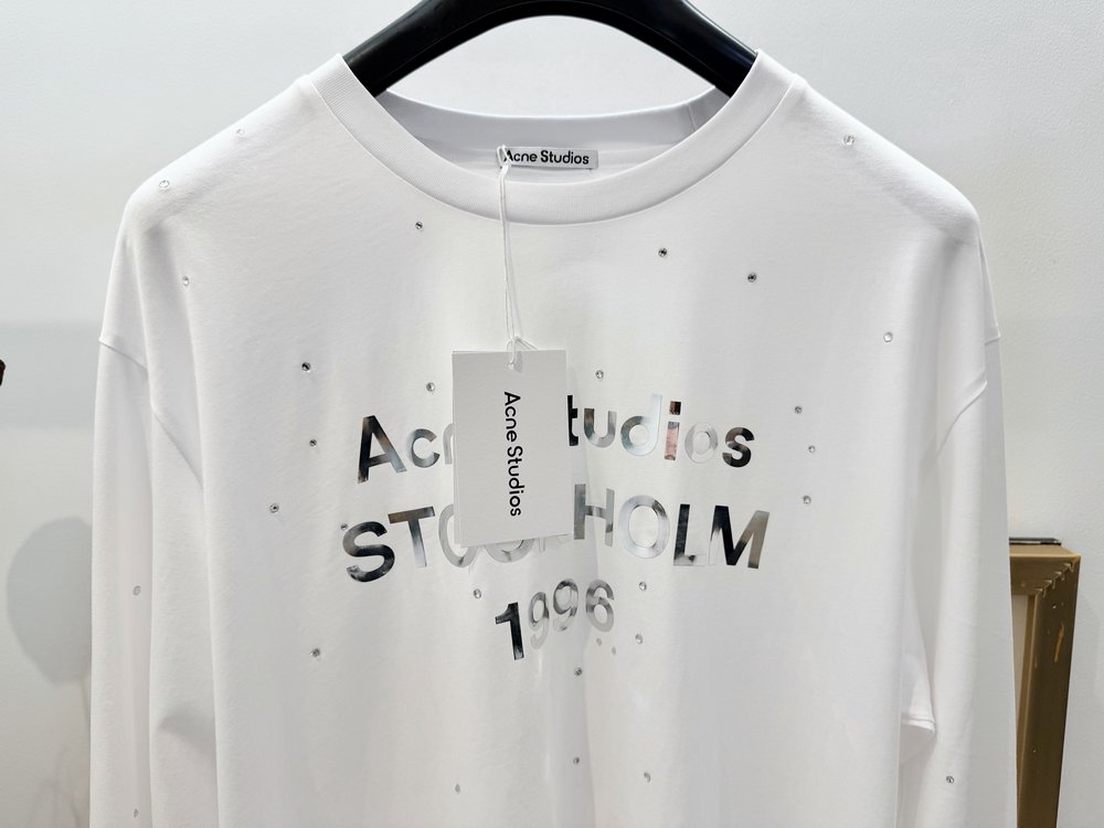 Acne Studios 오버사이즈 레이저 크리스탈 롱슬 001-282983
