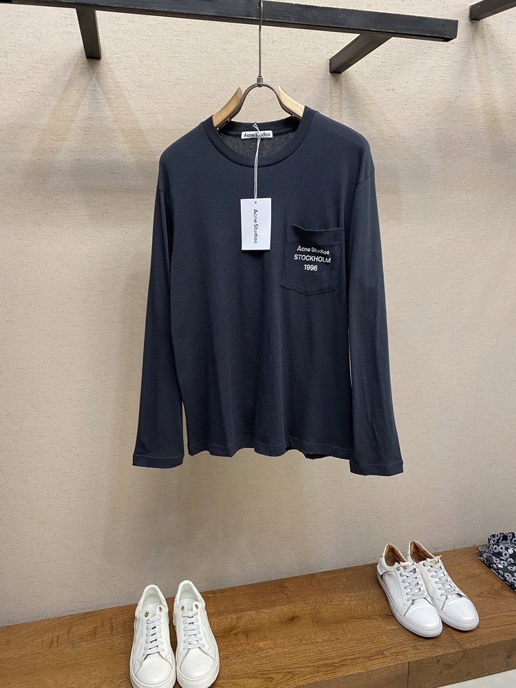 Acne Studios 워싱 데미지 롱슬리브 크루넥 티 001-282984