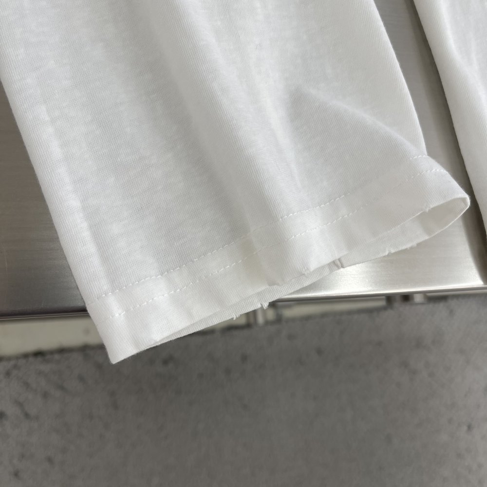 Acne Studios 스프레이 페인팅 빈티지 로고 긴 001-282989