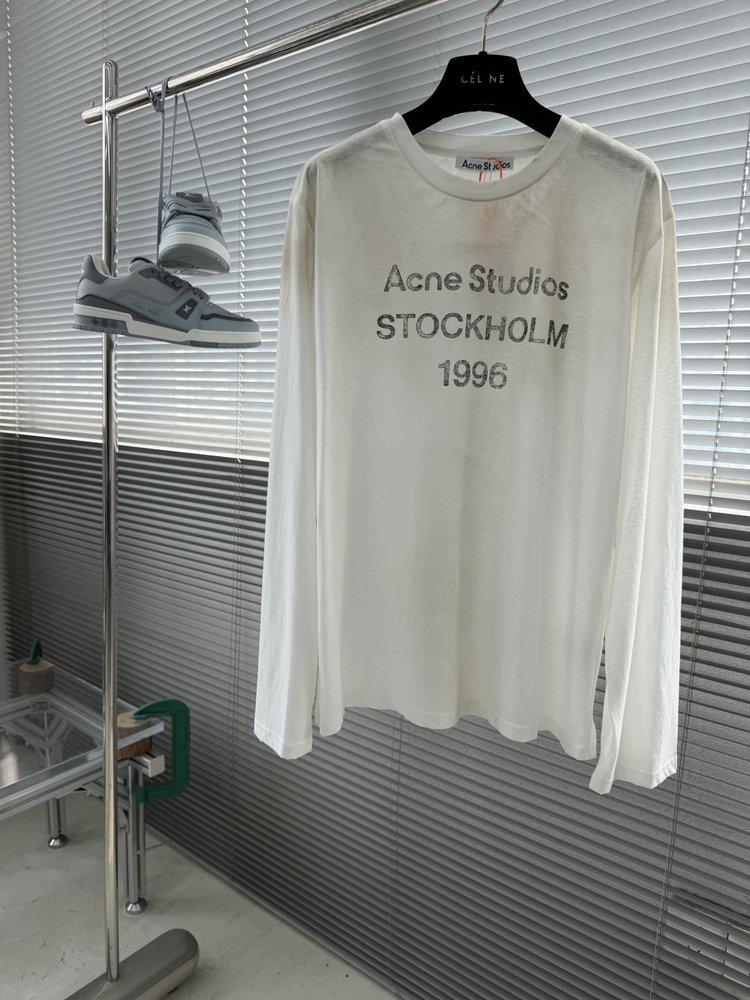Acne Studios 스프레이 페인팅 빈티지 로고 긴 001-282989