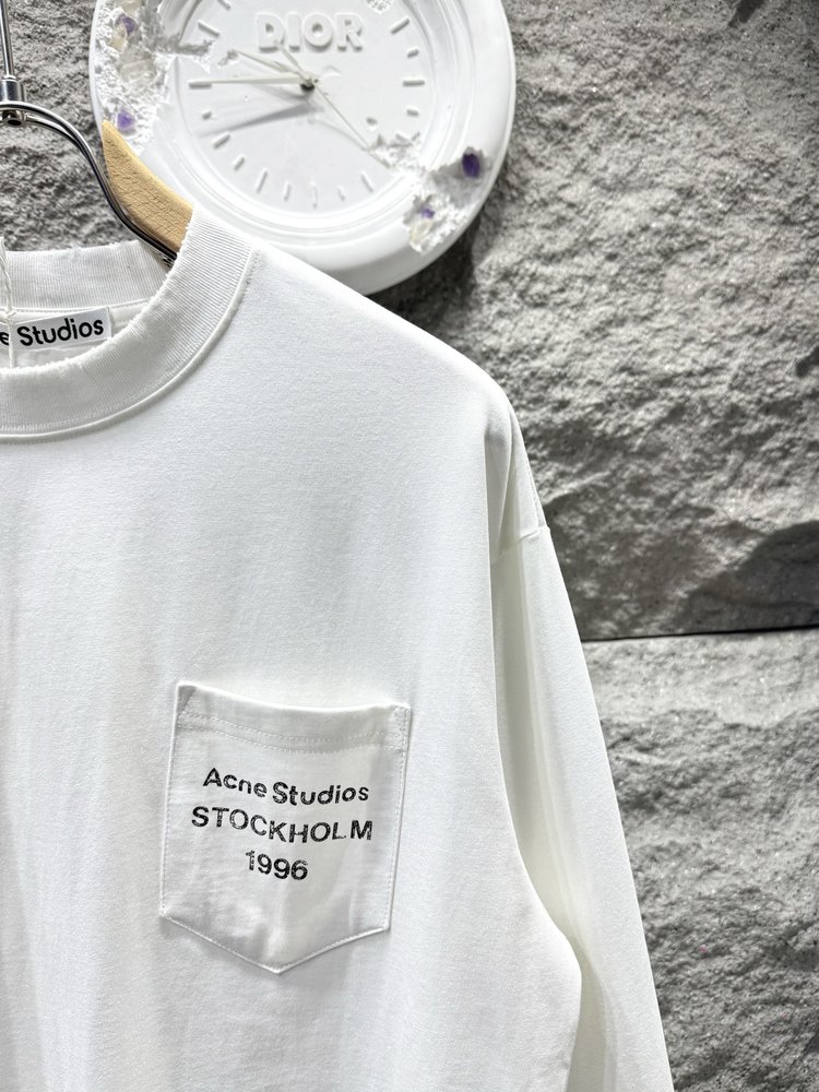 Acne Studios 1996 포켓 긴팔 티셔츠 001-283000