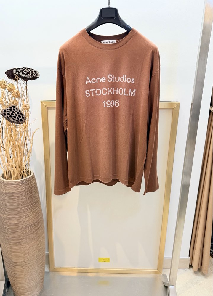 Acne Studios 빈티지 브라운 루즈핏 긴팔 티셔 001-283006