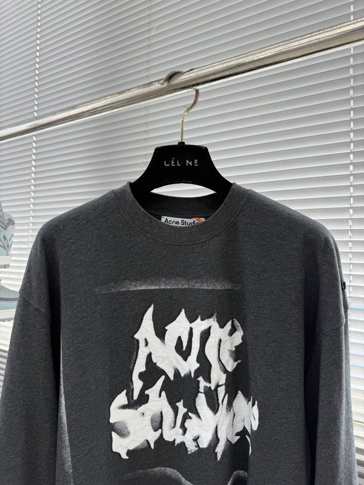 Acne Studios 프린트 빈티지 긴팔 티셔츠 001-283009