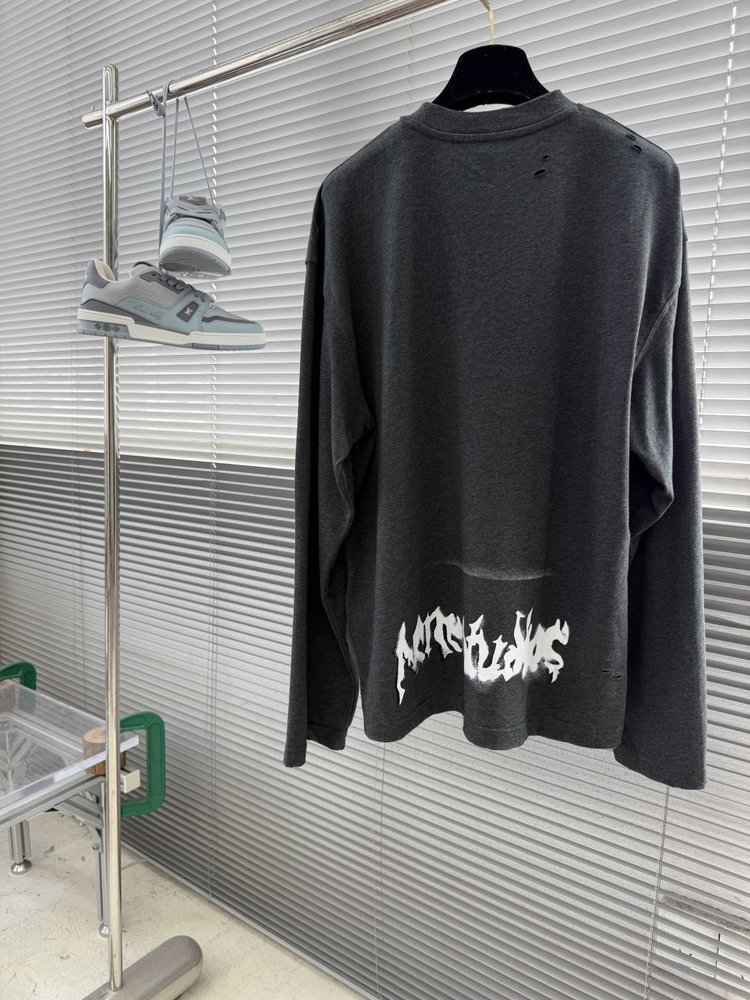 Acne Studios 프린트 빈티지 긴팔 티셔츠 001-283009