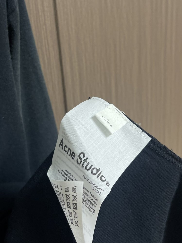 Acne Studios 레터 프린트 빈티지 롱슬리브 티 001-283042