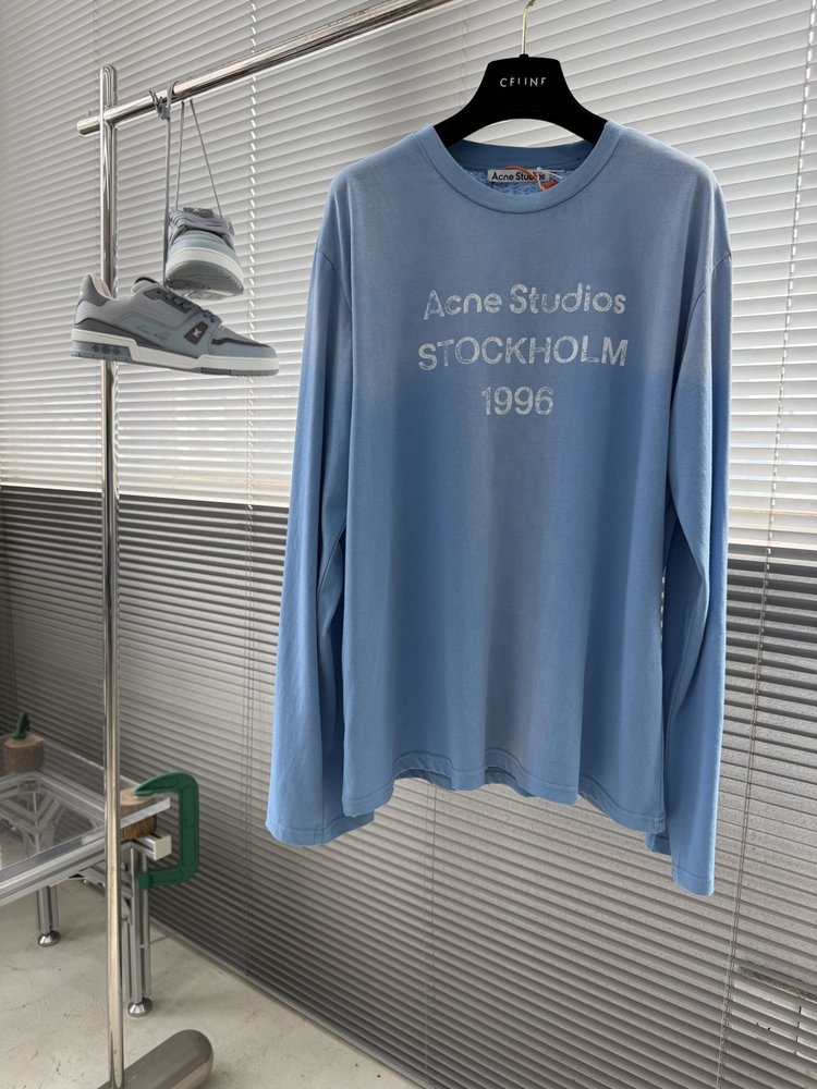 Acne Studios 스프레이 빈티지 로고 롱슬리브 001-283046