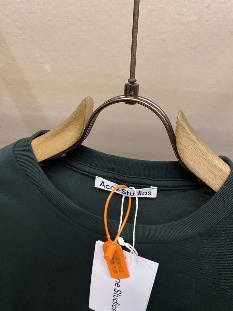 Acne Studios 검정색 자수 긴팔 001-283060