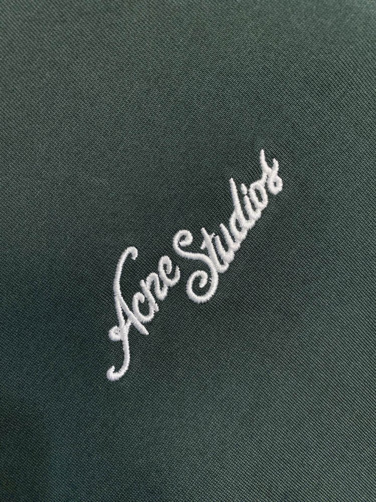 Acne Studios 검정색 자수 긴팔 001-283060