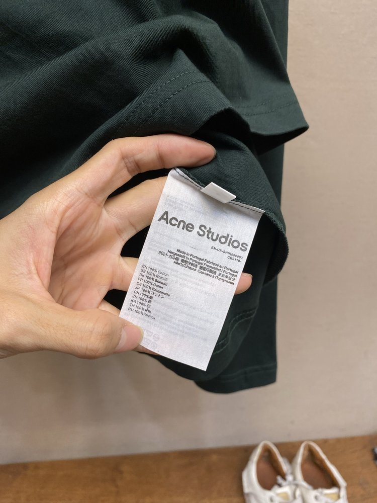 Acne Studios 검정색 자수 긴팔 001-283060